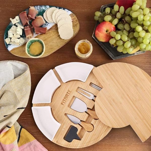 Plato de Quesos Gourmet con Accesorios